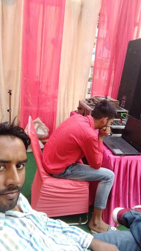 Noida Khan DJ sound