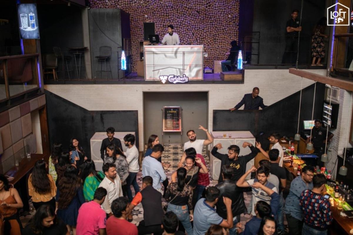 Noida Khan DJ sound