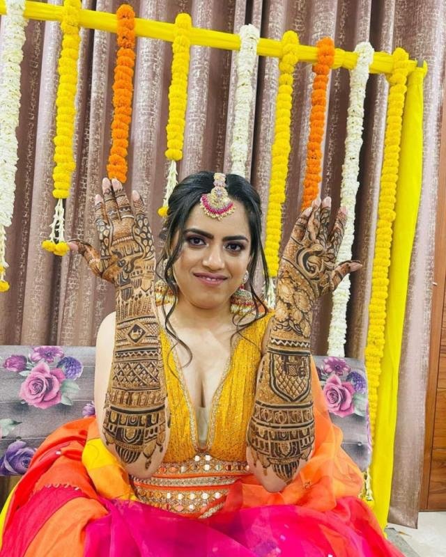 Vishal Mehndi Arts Bridal Mehndi Artist in Noida