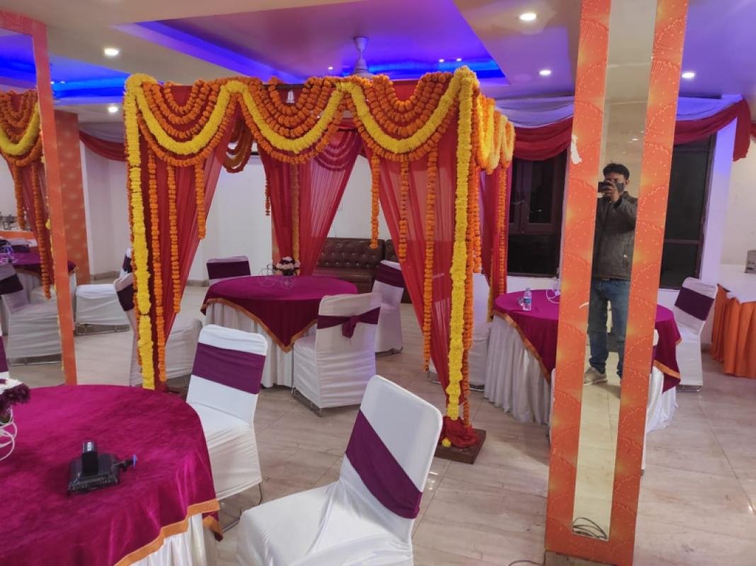 Sameer Flower and Decoration-Flower Decorator in Noida