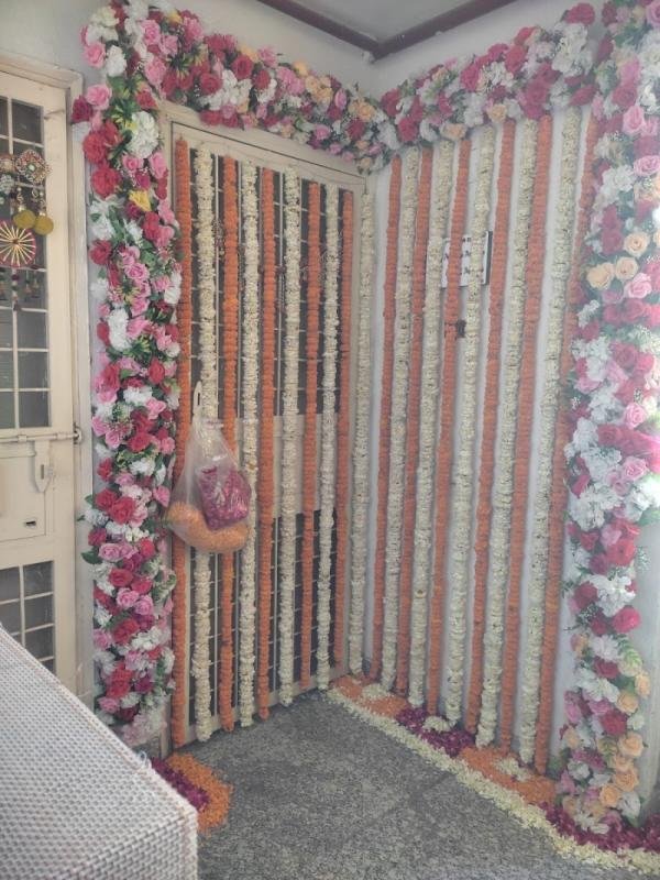 Sameer Flower and Decoration-Flower Decorator in Noida